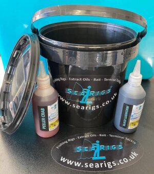 Bait Bucket - Black Lugworm & Peeler Crab Bait Oils - 4 Sea Fishing Pulley Rigs