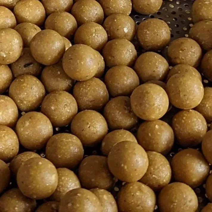 TIGER NUT Infused With VANILLA and Glugged Boilies 18mm Session 150g pack